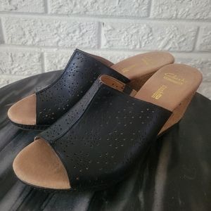 Clark's Helie Corridor Wedges